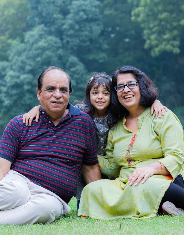 NA Hope helping a Pakistani family with consular services